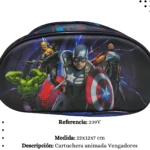 Cartuchera escolar ovalada con diseño animado de Avengers, Capitán América y Hulk, medidas 22x12x7 cm.