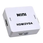 Adaptador Mini HDMI a VGA blanco para conectar dispositivos modernos a pantallas antiguas, con entrada HDMI y salida VGA.