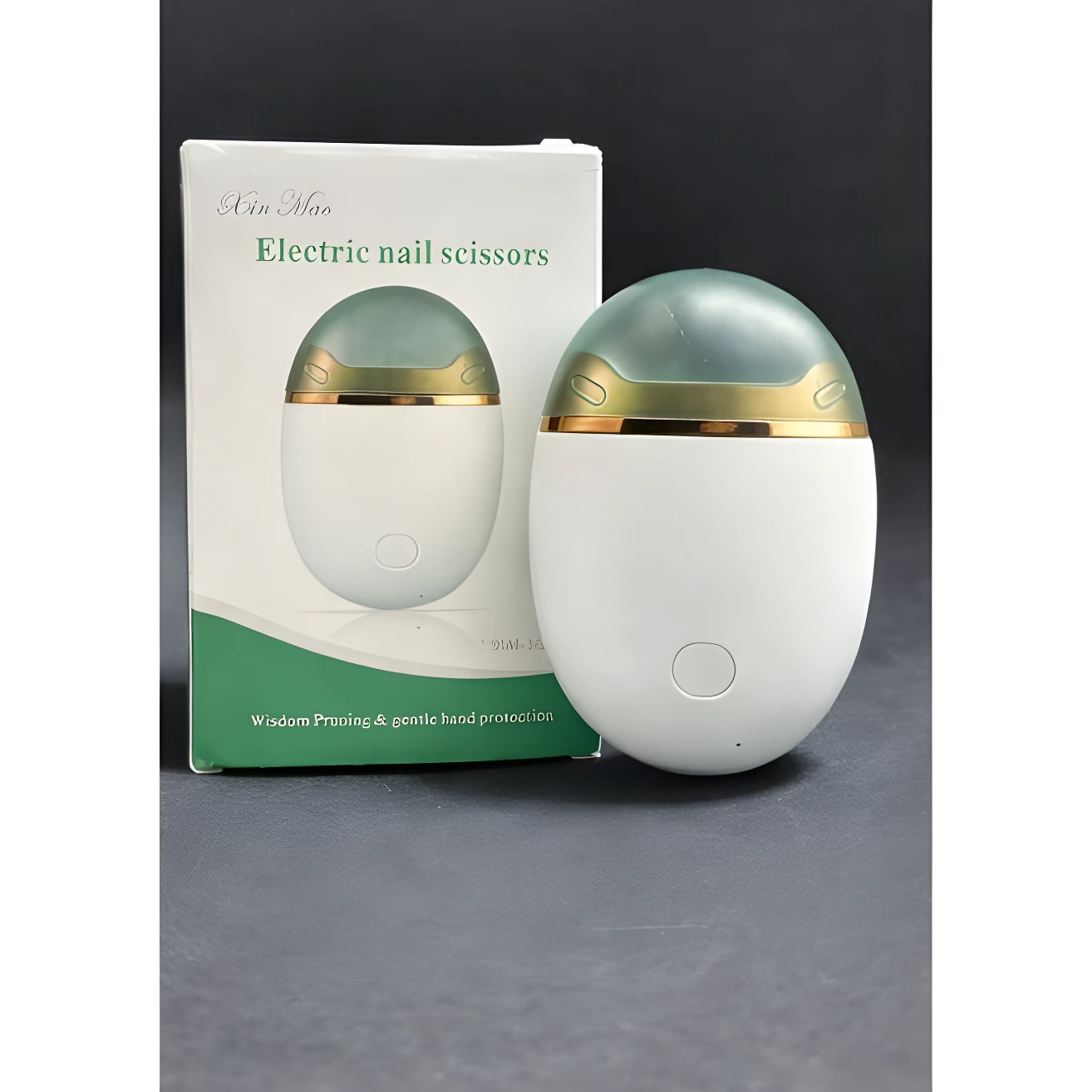 Cortauñas eléctrico recargable blanco con tapa verde, en caja, para corte seguro.