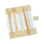 Set x2 cubiertos bambú natural con estuche tela, incluye tenedor, cuchara, cuchillo, palillos, pitillo y limpiador.