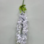 Mini glicinia artificial colgante color lila, ideal para decorar paredes o techos.