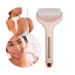 Masajeador facial y corporal Ice Roller rosa con rodillo blanco, ideal para refrescar y tonificar la piel.