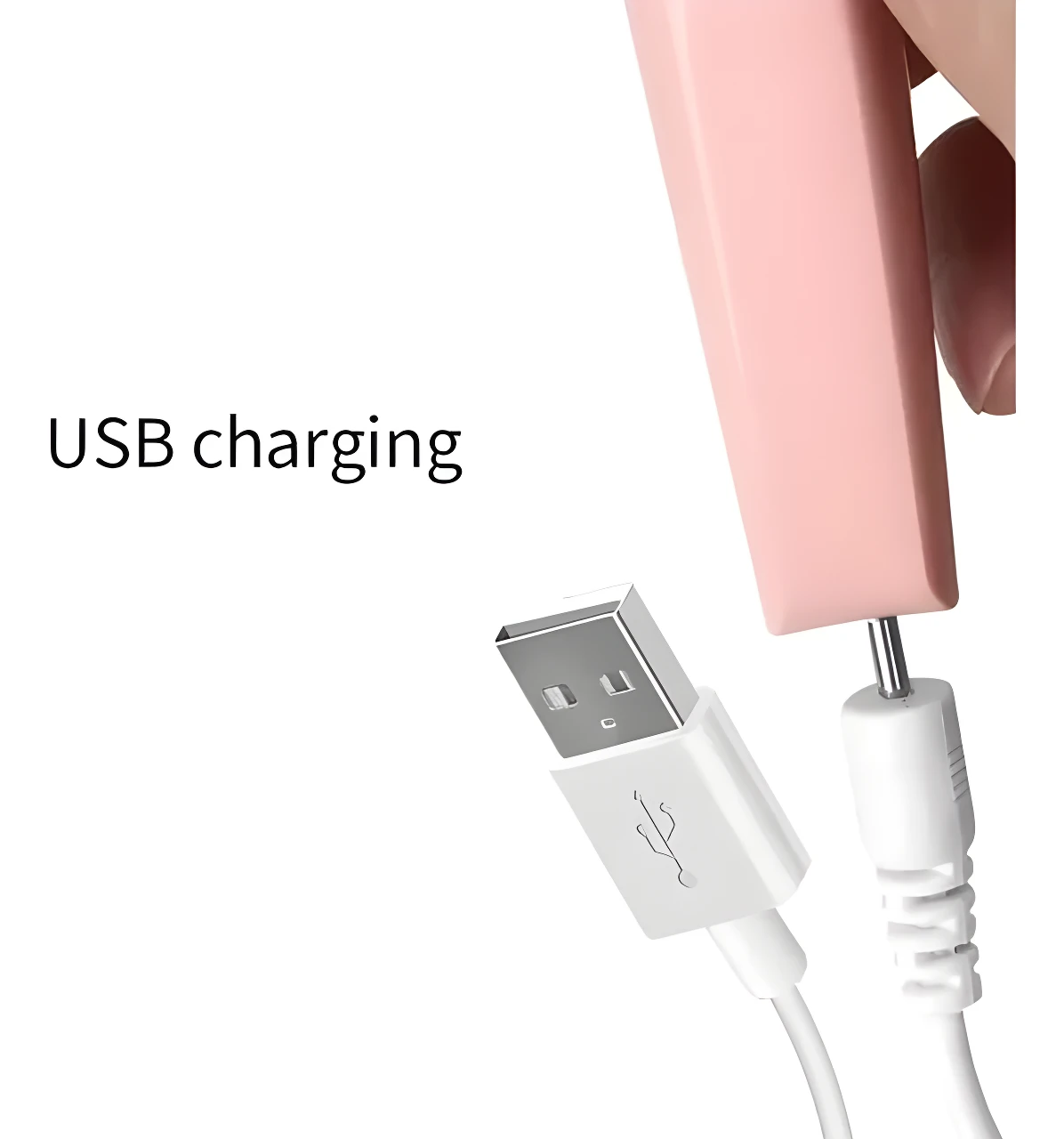 Kit pulidor de uñas recargable rosado, conectado a cable USB para carga.