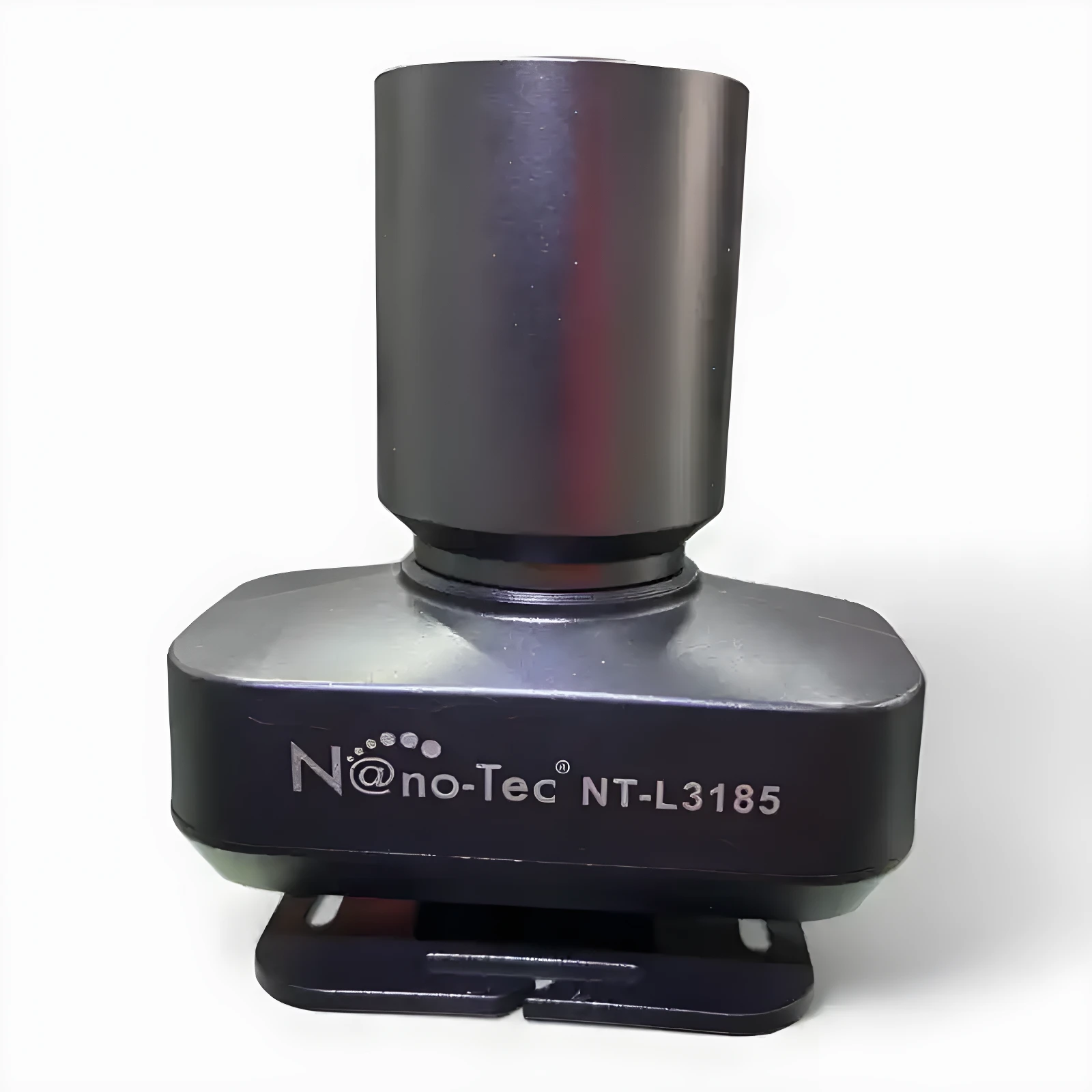 Linterna LED Nanotec NT-L3185 negra, diseño cilíndrico metálico con base y logo plateado, ideal para exteriores.