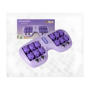 Masajeador de pies morado con rodillos y bolas para alivio y circulación.