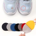 Set x2 parches reparadores adhesivos para zapatos, gris texturizado y amarillo, para cubrir roturas.