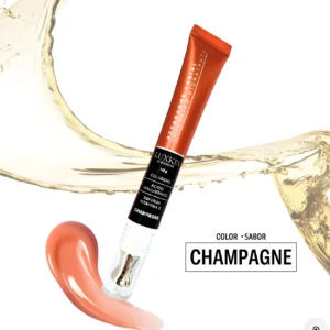 Reparador labial Luxkin color Champagne, con colágeno, ácido hialurónico y vitamina E.