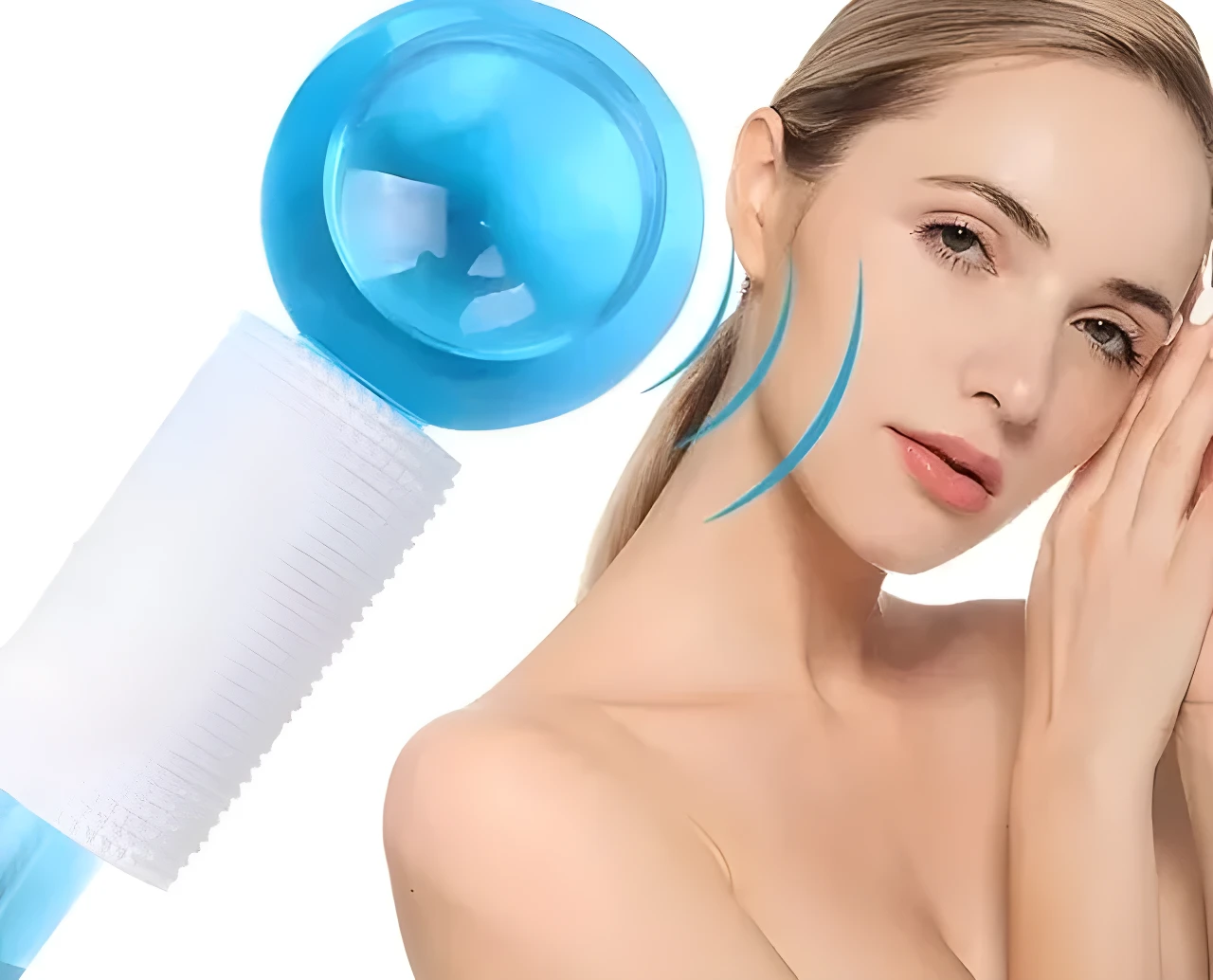 Rodillo facial de hielo azul para desinflamar, utilizado por modelo sobre fondo blanco.