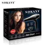 Secador de cabello profesional Sokany 2600W negro con difusor y dos boquillas, exhibido en caja con modelo, incluye ajuste de temperatura y potencia.