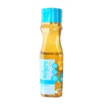 Botella de shampoo Milagros Kids color ámbar con tapa azul. Contiene líquido dorado y etiqueta con animales.