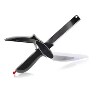 Tijeras picadoras de vegetales en negro y plateado, diseñadas para cortar alimentos fácilmente.