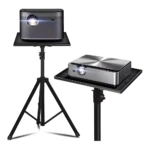 Trípode negro con bandeja para proyectores. Uno gris oscuro, otro plateado.