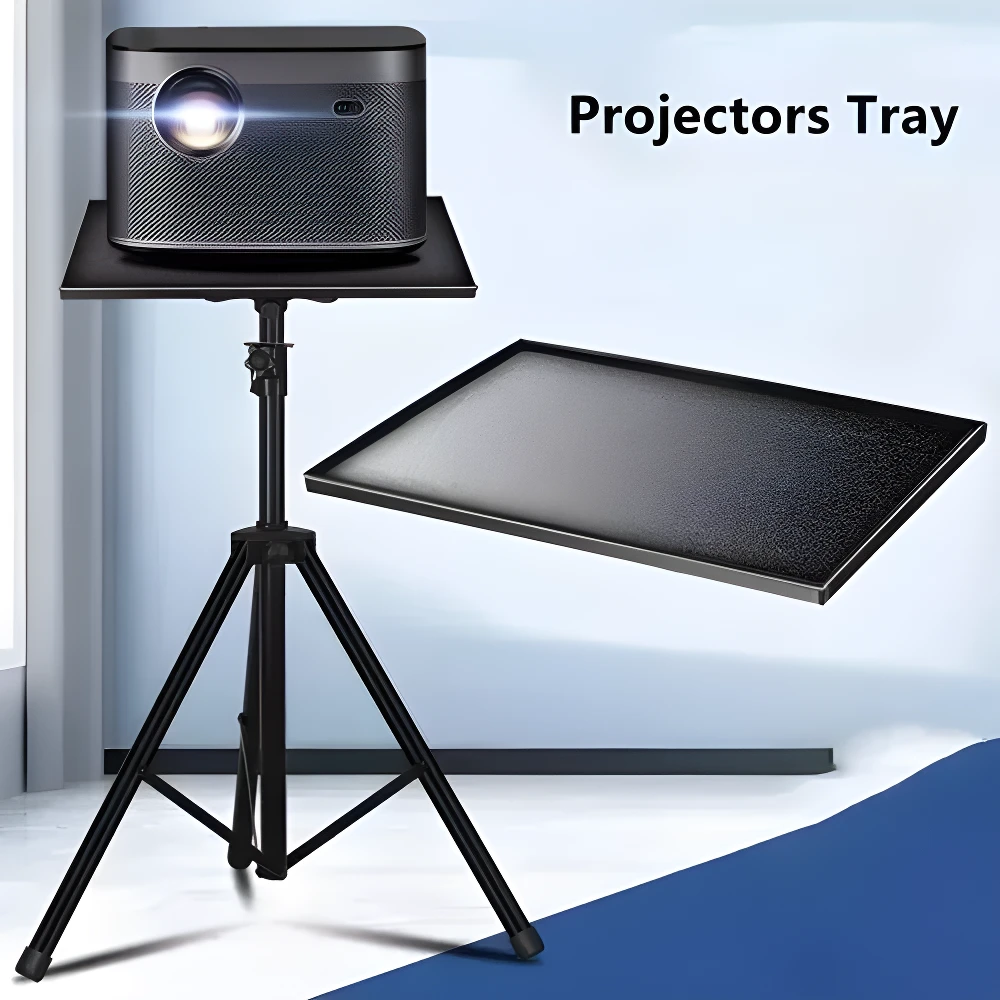 Trípode negro con bandeja metálica texturizada para proyectores, ideal para presentaciones.