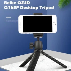 Trípode de escritorio Beike Q165P para celular, negro, con celular blanco en posición horizontal, base de mármol y fondo azul.