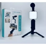 Trípode negro con micrófono y luz cuadrada para vlogs, junto a su caja "Video-Making Kit AY-49".