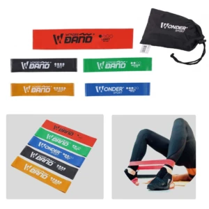 Set de 5 bandas elásticas Wonder Band en rojo, verde, azul, negro y naranja, con bolsa negra.