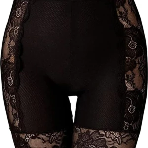 Panty control abdomen tiro alto negro con encaje en piernas, moldea y evita rozaduras.