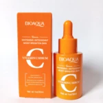 Caja y botella naranja de serum BIOAQUA Vitamina C con tapa gotero, 30ml.