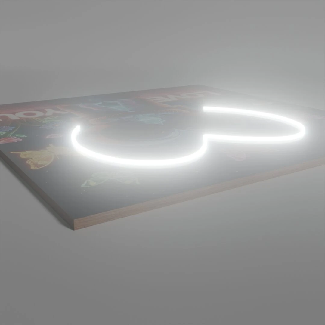 Cuadro con luces LED en forma de corazón, emitiendo luz blanca brillante sobre fondo oscuro con ilustraciones de astronautas y elementos espaciales.