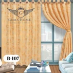 Cortina Yacar color naranja con botones superiores, modelo B-107, con estampado geométrico y logo Gema Home.