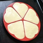 Set x2 Molde Silicona Corazón Waffles - Prepara desayunos románticos y divertidos fácilmente - Imagen 2