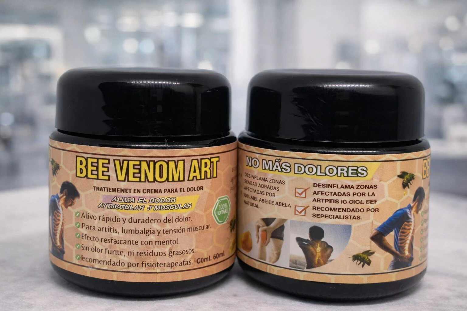 Dos frascos de crema apitoxina para articulaciones, con etiquetas que destacan alivio rápido de dolores musculares y articulares.