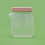 Bolsa de silicona reutilizable para leche materna, translúcida con tapa rosada, pico vertedor y asas.