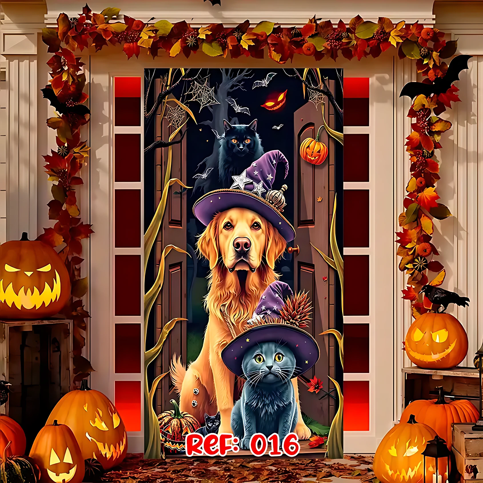 Funda decorativa para puerta de Halloween con diseño de perro y gato en trajes de bruja, calabazas brillantes y arañas, ideal para entrada de casa.