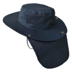 Gorro pescador azul marino con visera amplia y protección facial ajustable, ideal para sol intenso.