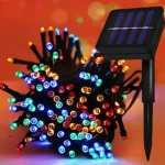 Luces LED solares exteriores con panel negro y clavija, multicolor, ideales para jardín