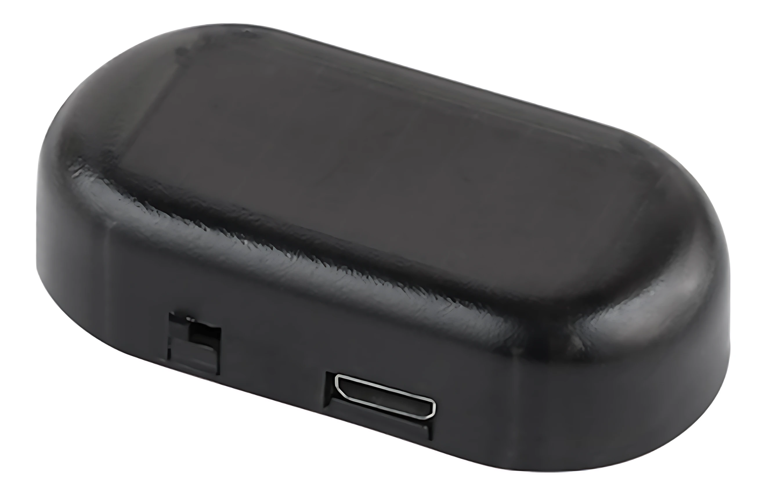 Dispositivo antirrobo solar negro con puerto USB y ranura de carga, diseñado para protección vehicular.