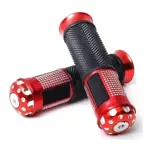 Set x2 mangos de lujo para moto Monster, rojos con detalles plateados, mejoran agarre y estilo.