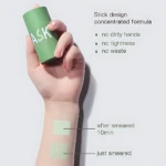 Set x2 mascarilla facial barra té verde, una se ve recién aplicada y otra 10 minutos después en un brazo.