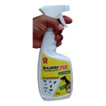 Botella blanca de 500 ml de spray Palmera Insecticida Doméstico, con etiqueta amarilla y detalles en rojo y negro, mostrando iconos de plagas y texto "Acción Inmediata".