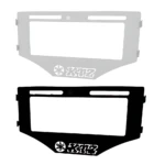 Dos porta placas de acero inoxidable para moto, uno en color gris claro y otro en negro, ambos con logotipo KTM y Yamaha.