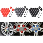 Set de tapas embellecedoras para pernos de rueda en rojo, gris y negro, con herramientas de instalación, mostrando variantes de colores aplicadas a llantas de automóvil.