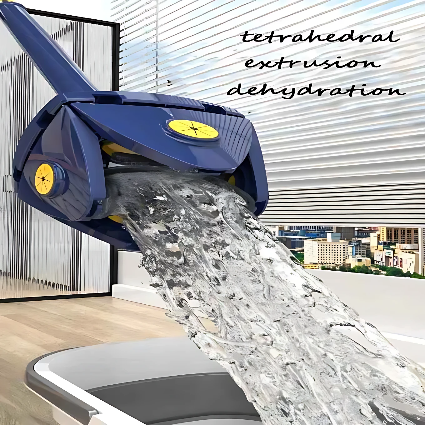 Trapero ajustable azul con expresacabezas giratorio en acción, extrayendo agua de una superficie.