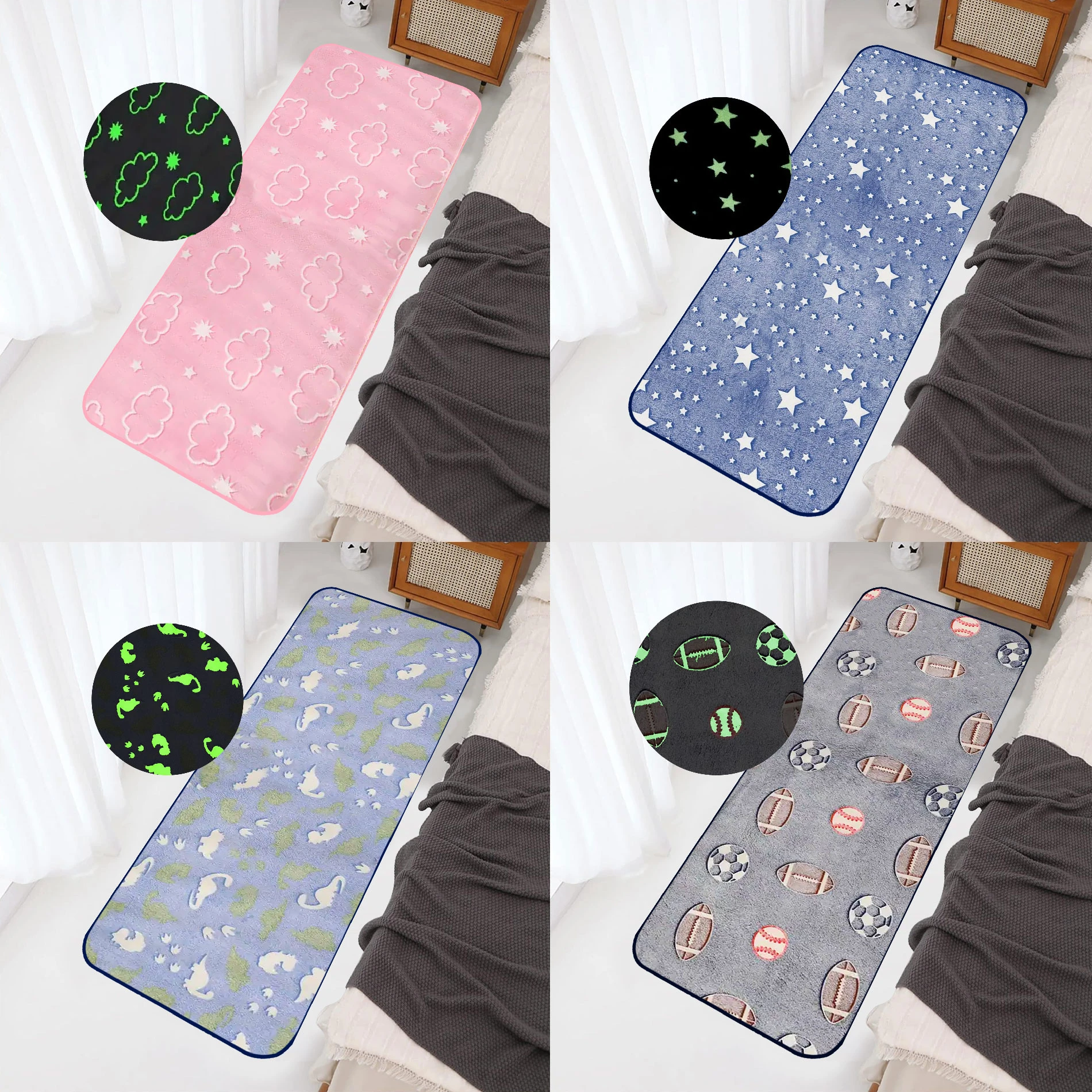 Cuatro alfombras felpudo luminosas con diseños temáticos: lunas y estrellas verdes, cielo nocturno azul, patrones de animales y deportes, todas sobre cama con sábanas blancas y mantas grises.
