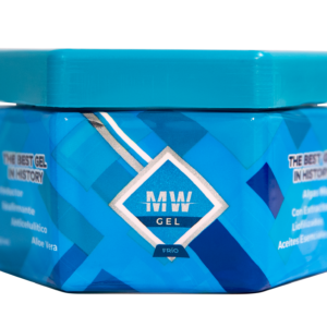 Jarrón hexagonal de gel frío MW en tonos azules con diseño geométrico, tapa plana y etiqueta frontal que muestra el logo y detalles del producto.