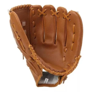 Guante de béisbol de cuero sintético color marrón claro, con costuras reforzadas y diseño para principiantes, mostrando vista frontal con dedos abiertos y empuñadura visible.