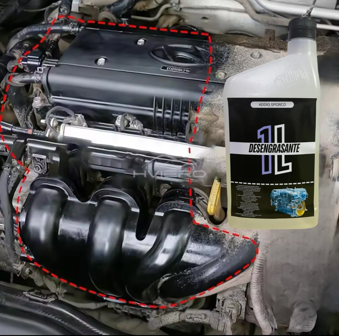 Botella de desengrasante Addio de 1 litro junto a motor automotriz, mostrando aplicación en componentes internos como culata y colectores de admisión.