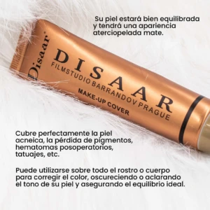 Tubo de base mate para tatuajes de color cobre con tapa dorada, sobre fondo blanco de textura suave. Presentación de alta cobertura para piel con cicatrices o pigmentos oscuros.