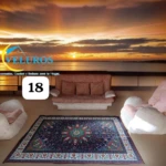 Alfombra persa de 2x1,50m con base antideslizante, vista cenital en sala con sofá y sillones, diseño floral multicolor sobre fondo oscuro.