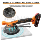 Vibrador de baldosas inalámbrico en color naranja y negro, con batería de 21V, base de succión y botón de bloqueo para mantener potencia de aspiración.