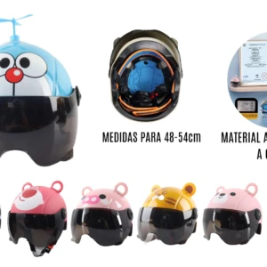 Casco infantil con visor oscuro y diseño de personajes animados, disponible en múltiples colores y tamaños ajustables de 48 a 54 cm, fabricado en material ABS resistente a golpes.