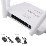 Router blanco Pixlink con dos antenas, cuatro puertos LAN y entrada DC 9V; incluye cargadores US y EU.