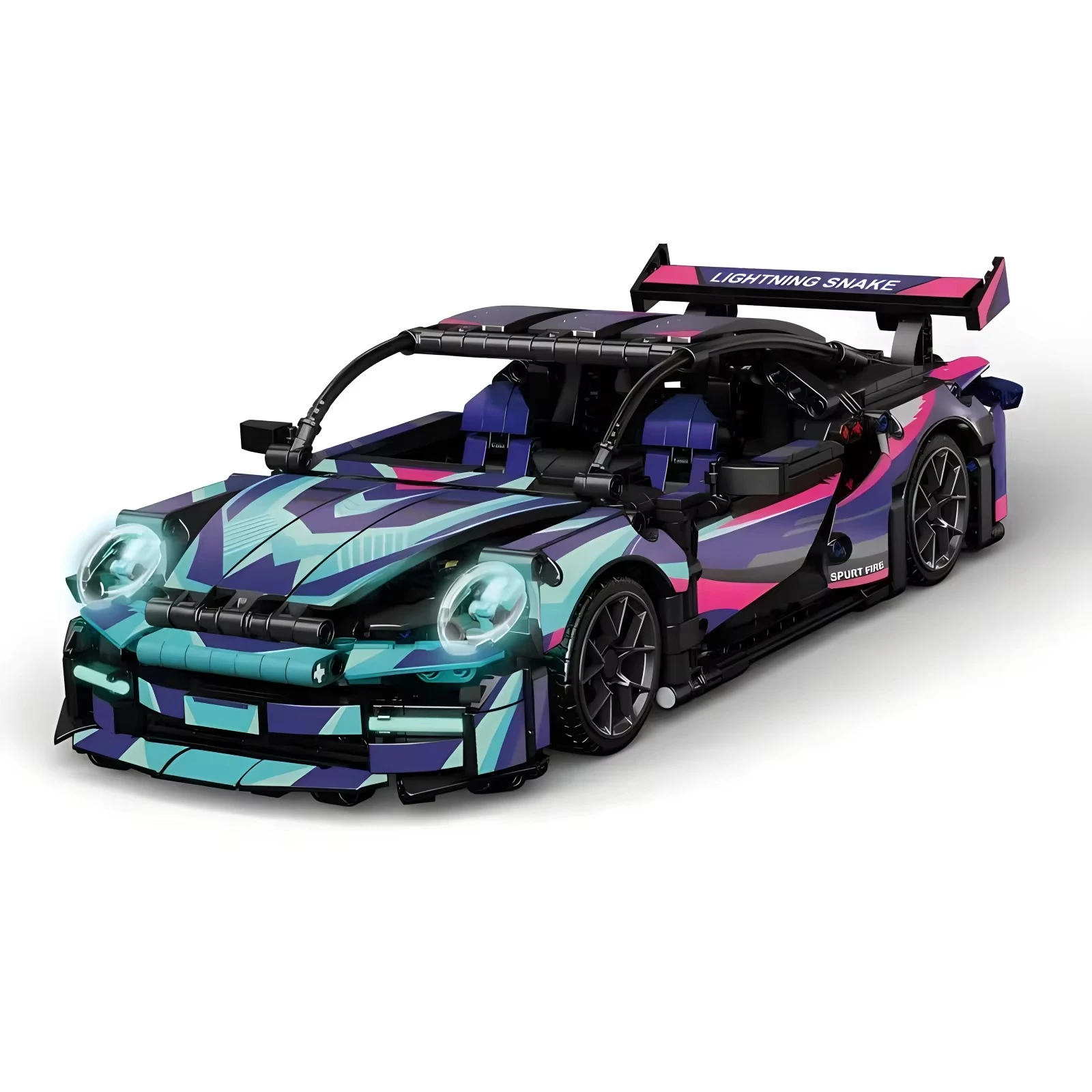 Carro deportivo Lego Technic en diseño multicolor con luces frontales encendidas, alerón trasero y detalles en rosa y azul.