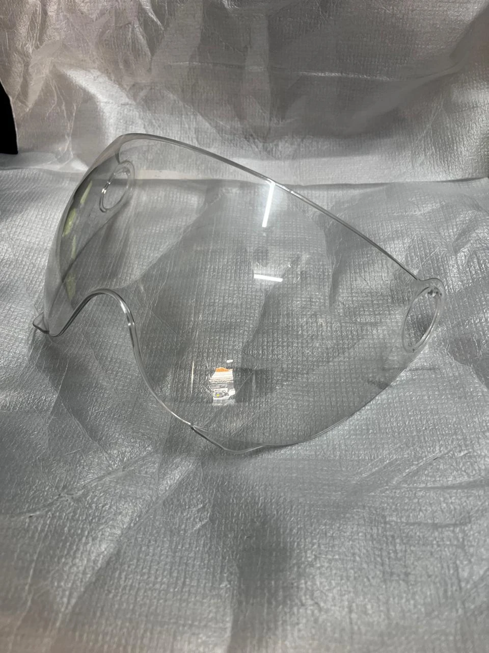 Cascos para niños de 2 a 7 años con visor oscuro y ventilación - Protegen la cabeza de tus pequeños durante actividades recreativas