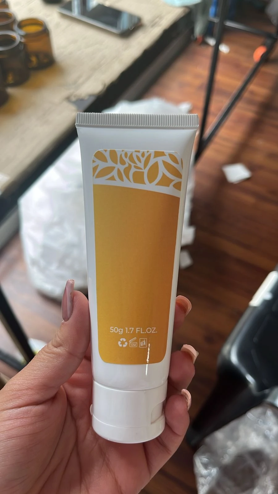 Lumina Exfoliante Despigmentante Gel Corporal - Aclara manchas y unifica el tono de tu piel sin irritación