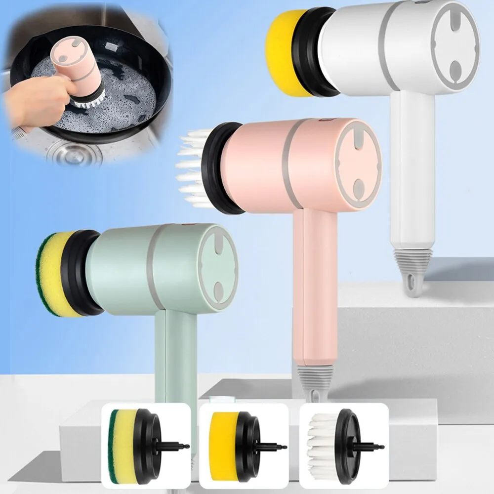 Cepillo de limpieza eléctrico con cabezales intercambiables en colores rosa, verde y blanco, mostrando uso en sartén y accesorios incluidos.